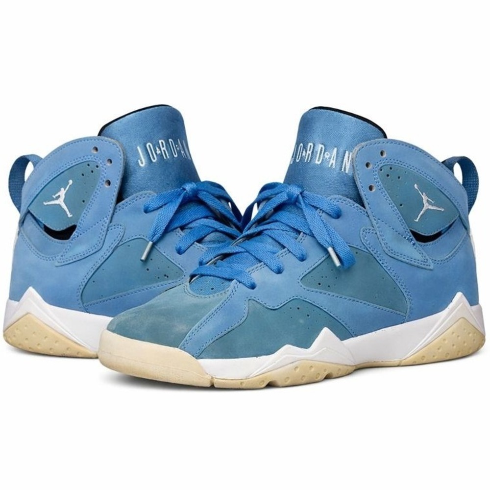 Air Jordan 7 Retro Pantone 304774-400 7Y Women 8.5 UNC Blue Retro Sneakers